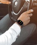 Smartband DT35 podczas jazdy samochodem