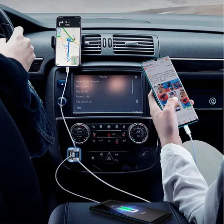 Transmiter Bluetooth FM samochodowy T-73