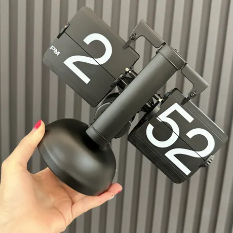 Zegar klapkowy mechaniczny retro vintage czarny RC02