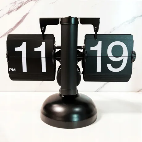 Zegar klapkowy mechaniczny retro vintage czarny RC02