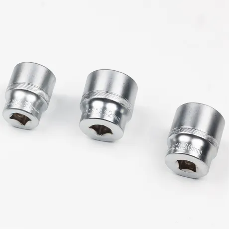 Zestaw narzędzi grzechotka w komplecie z bitami walizka 53 elementy TK02