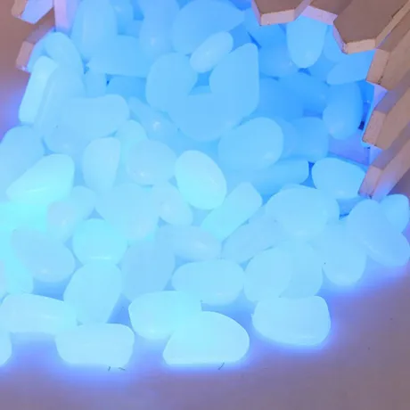 Kamienie świecące fluorescencyjne 100 sztuk białe 01467_B